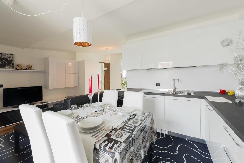 Апартаменти New Luxury Attic Santa Giulia Expo Мілан Екстер'єр фото